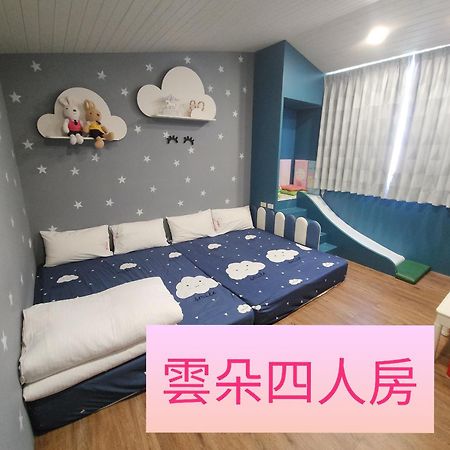 The Railroad Runs Hotel Taitung ภายนอก รูปภาพ